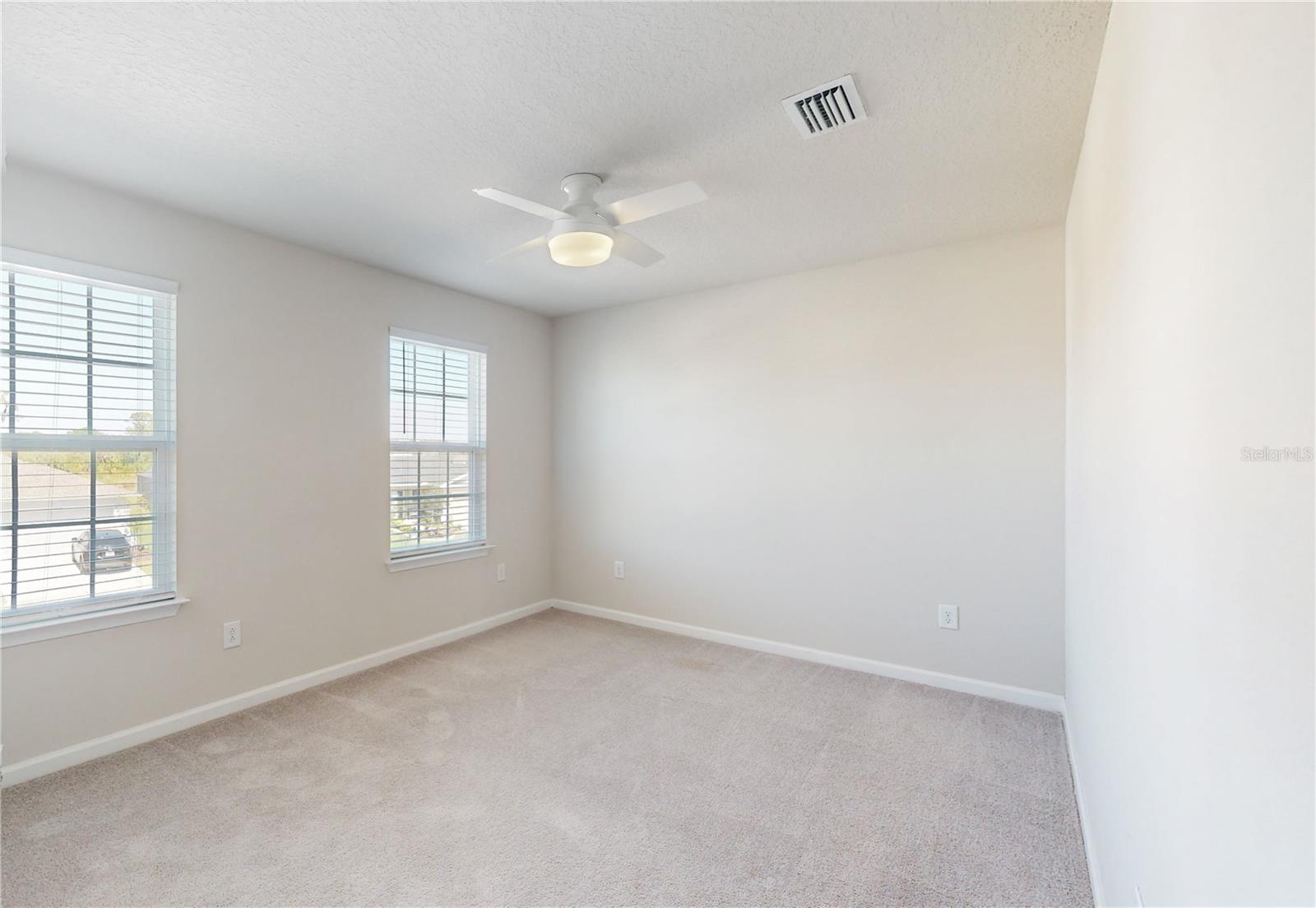 Listing Image #28
