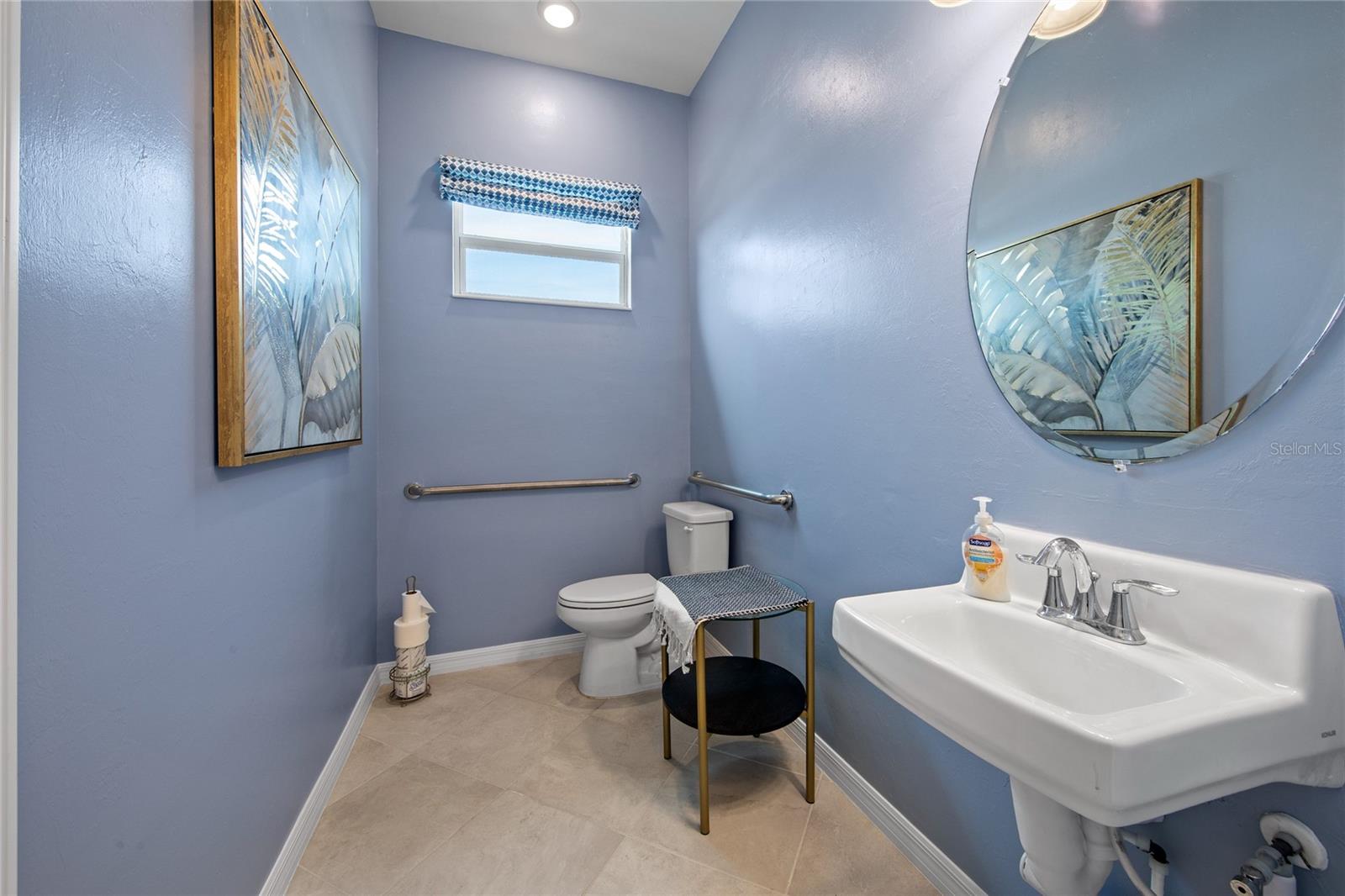 Listing Image #13