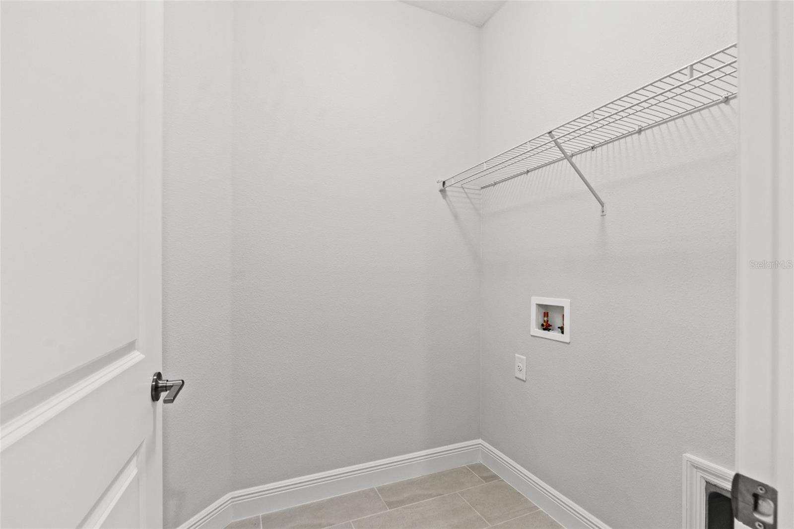 Listing Image #18