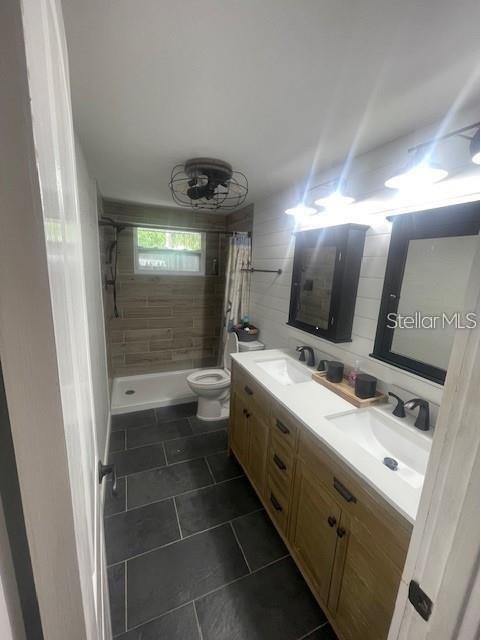 Listing Image #11