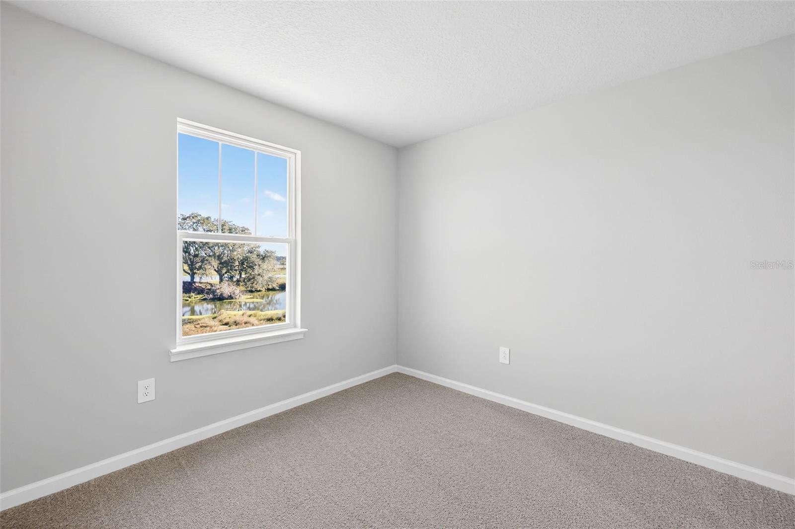 Listing Image #13