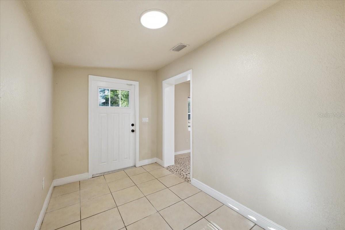 Listing Image #28