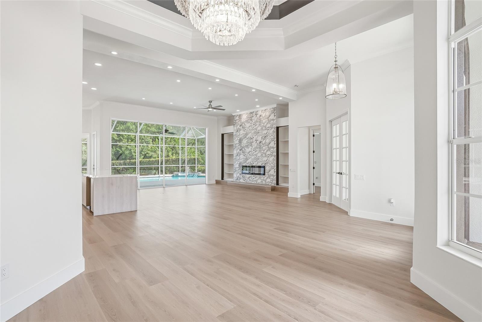 Listing Image #12