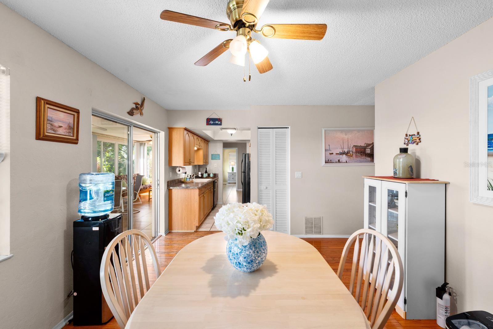 Listing Image #15