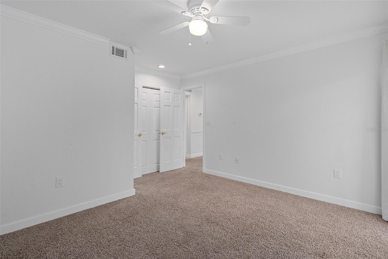 Listing Image #23
