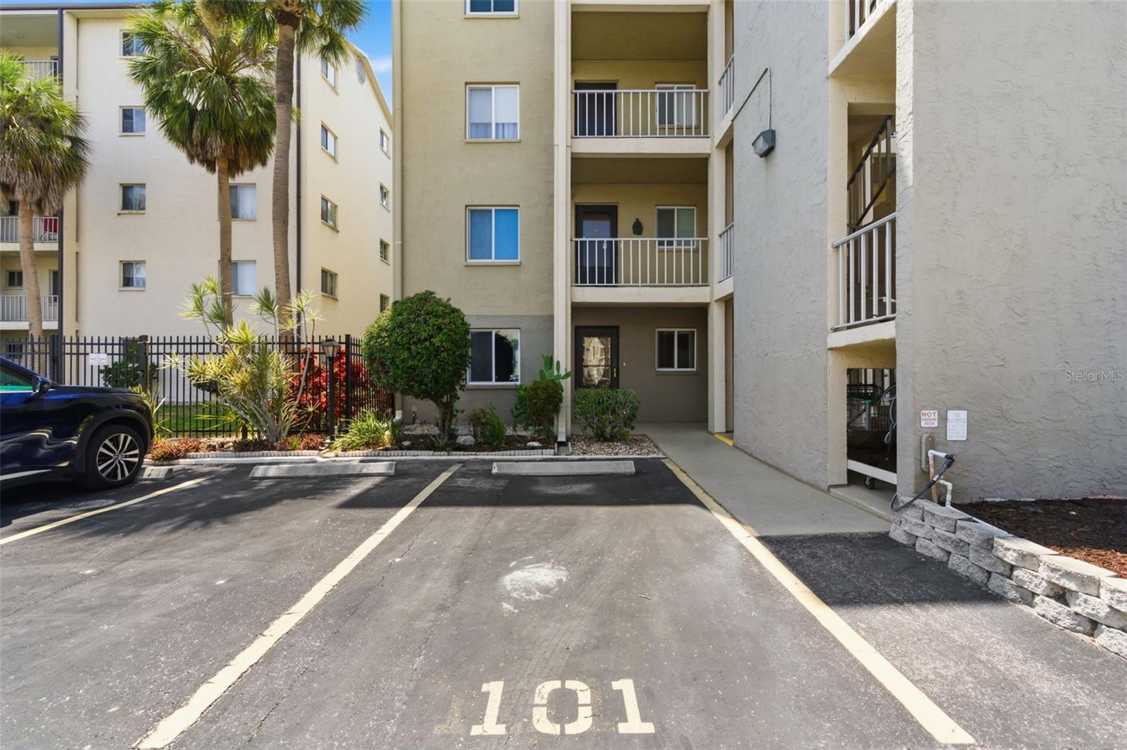 Listing Image #3