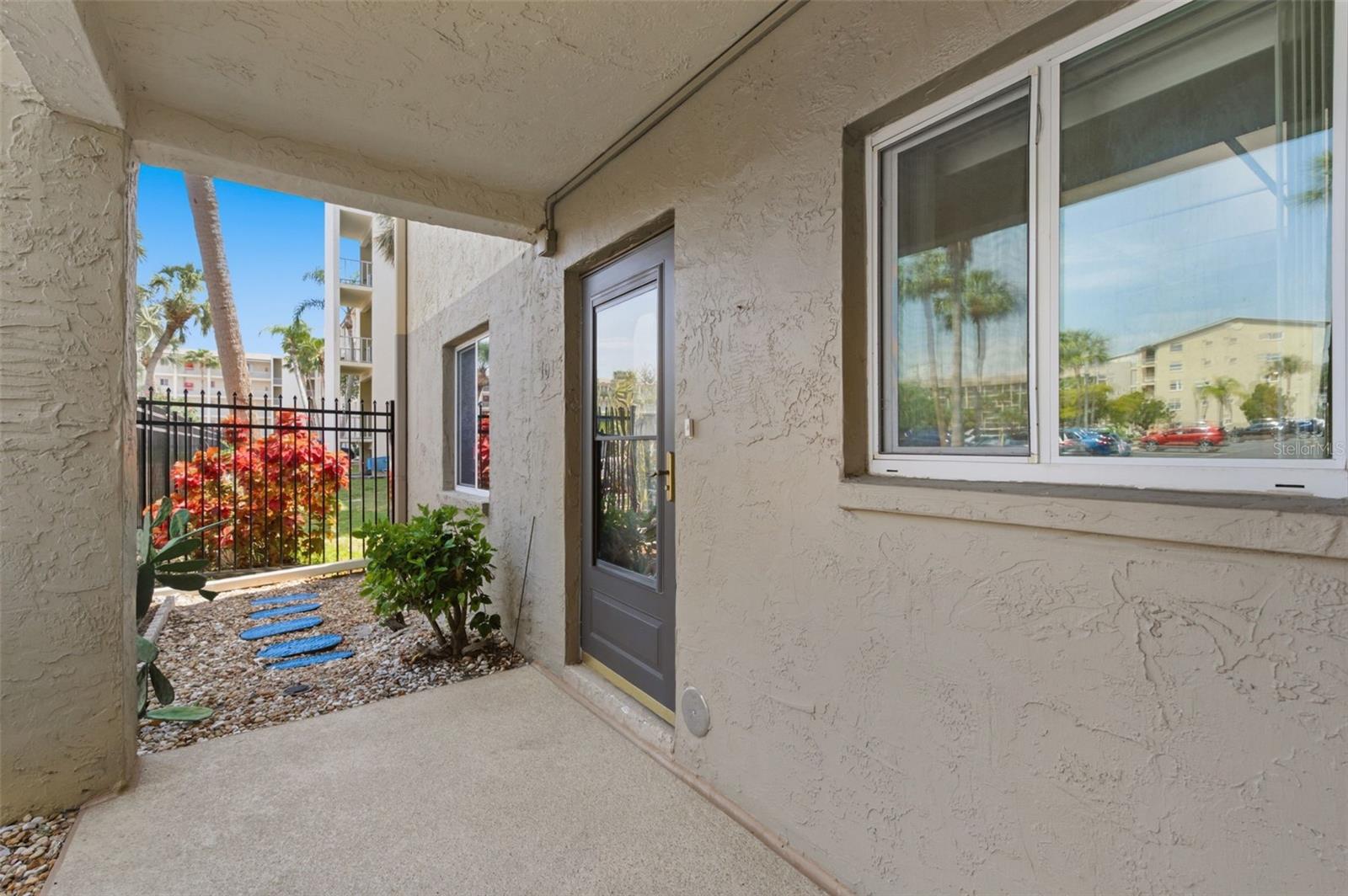 Listing Image #4