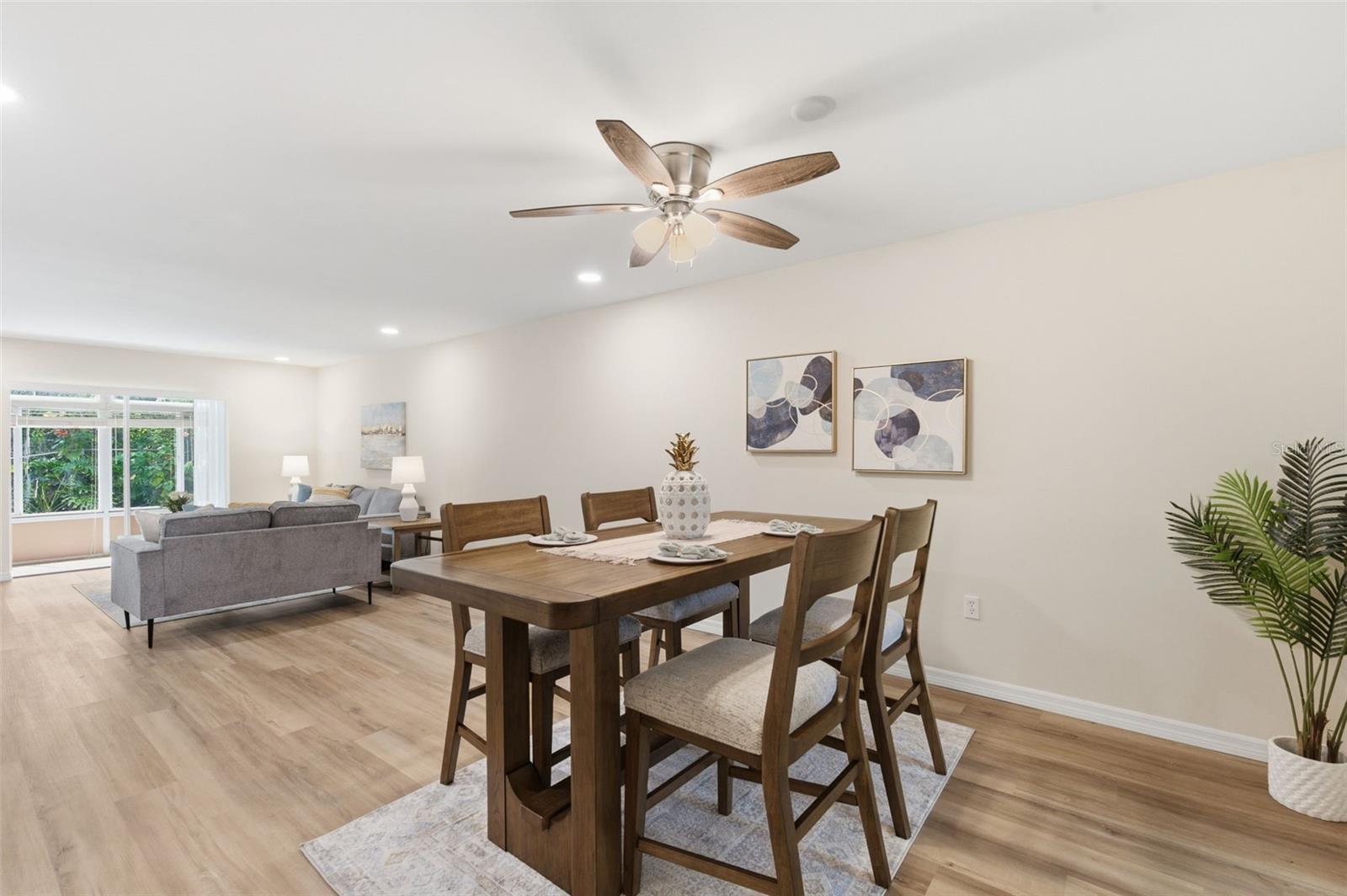 Listing Image #12