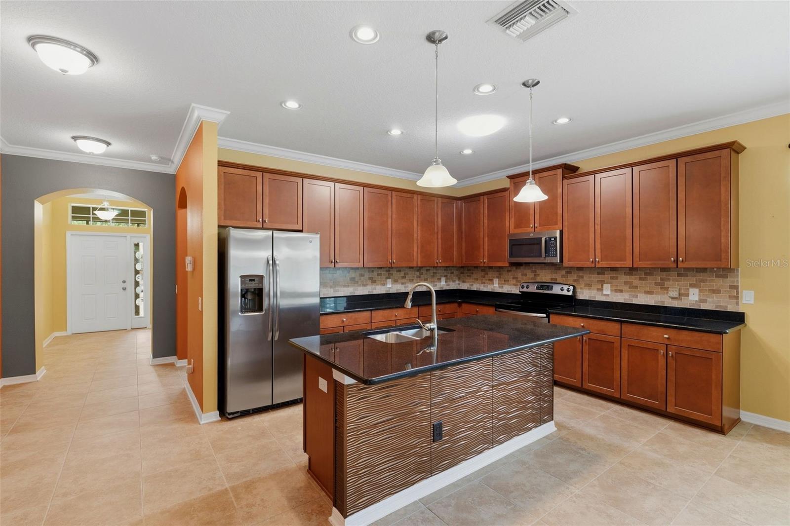 Listing Image #7