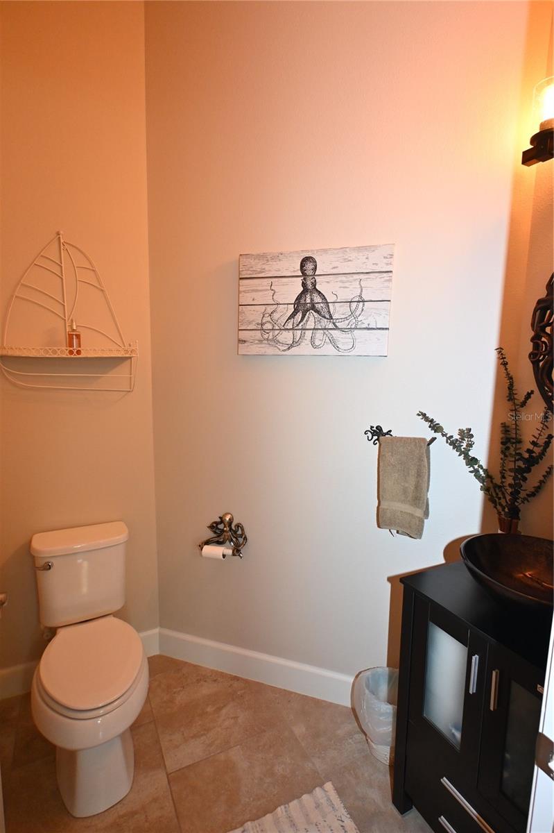 Listing Image #18