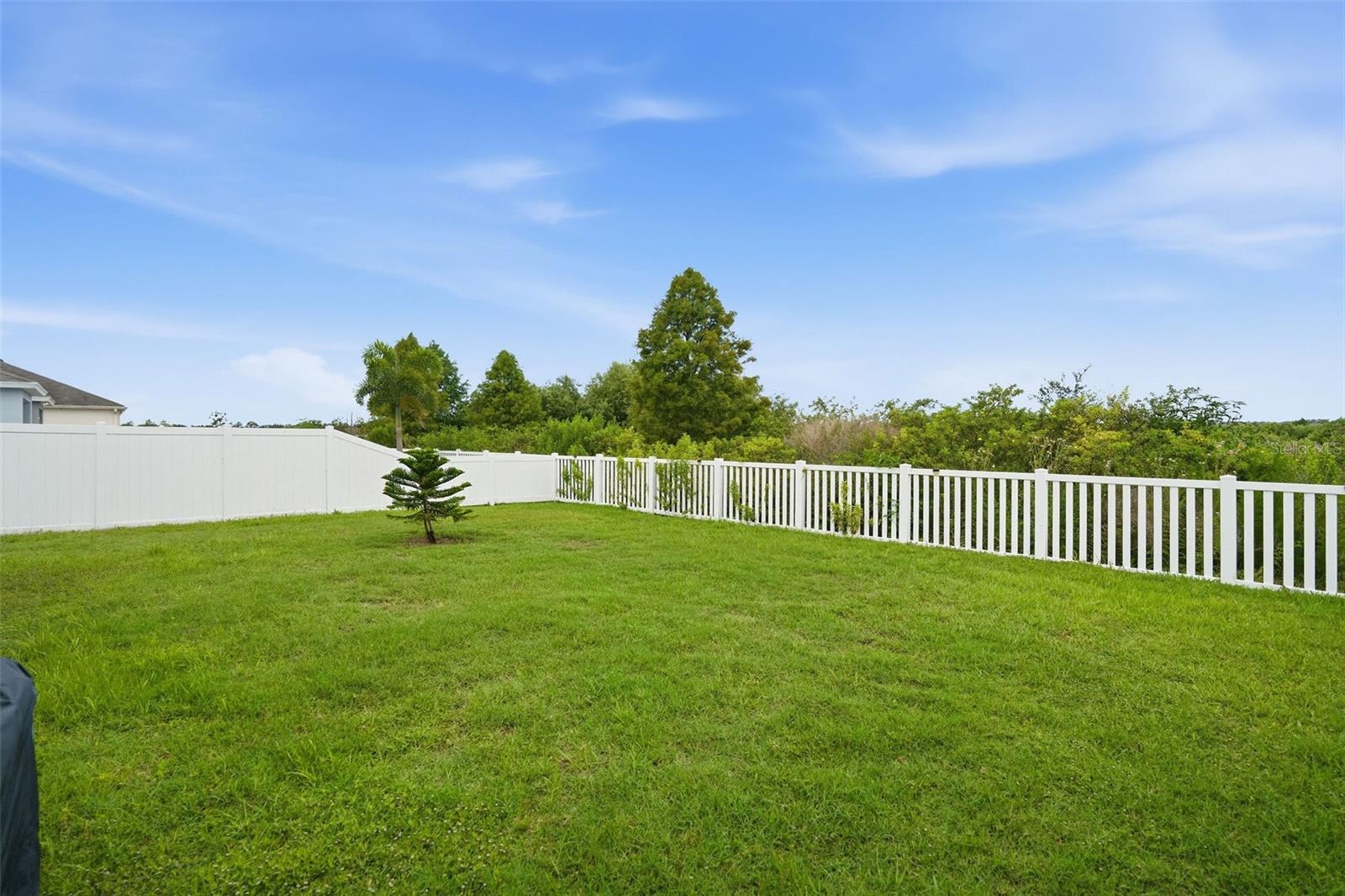 Listing Image #3