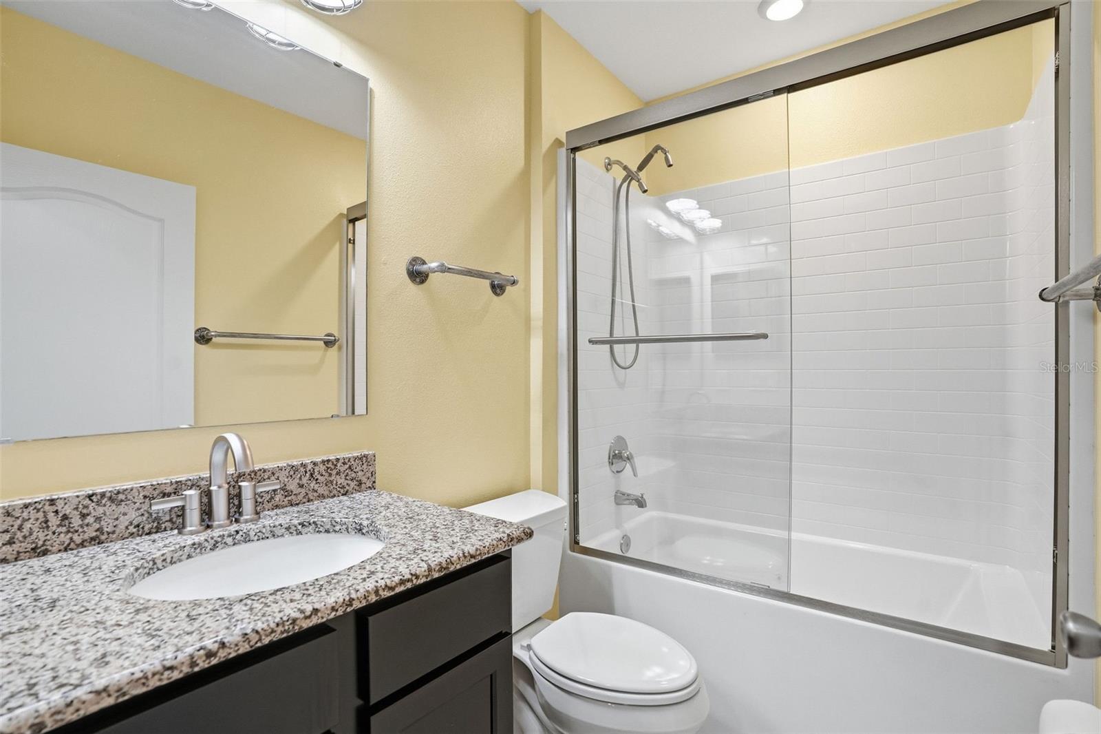 Listing Image #5