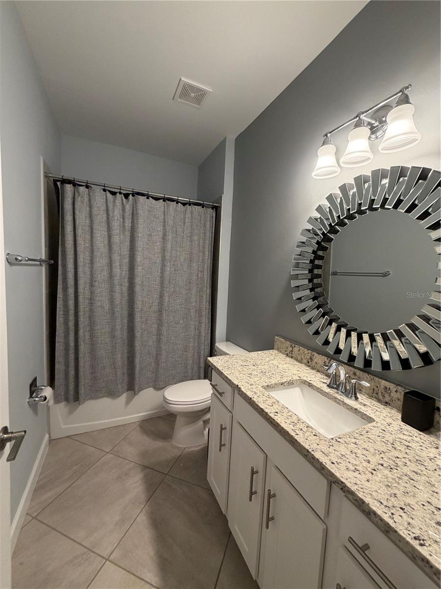 Listing Image #3
