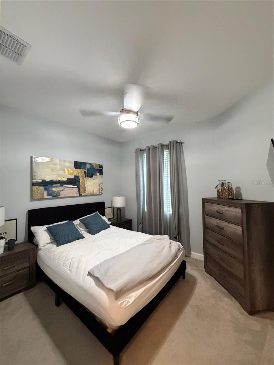 Listing Image #4