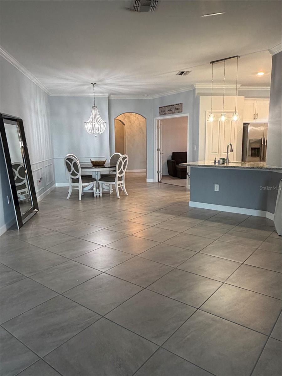Listing Image #10