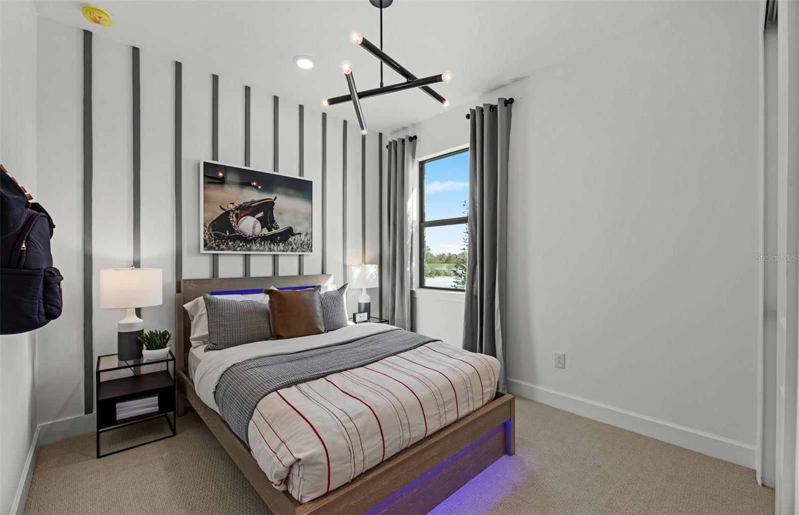 Listing Image #8
