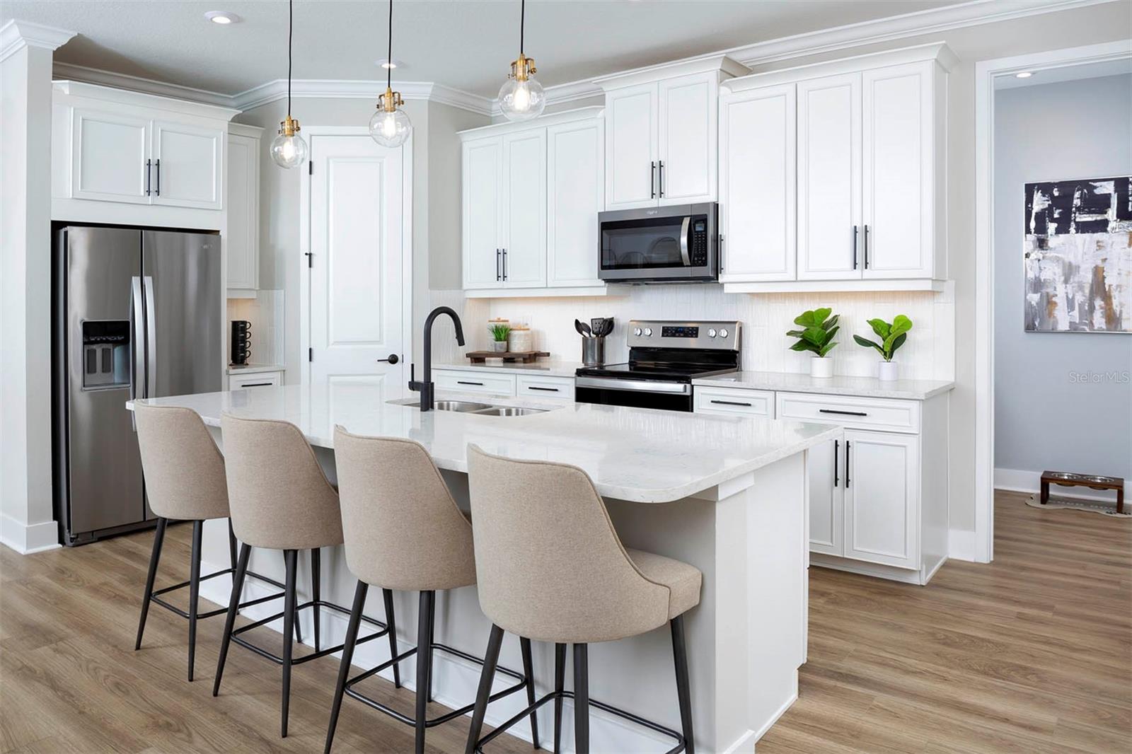 Listing Image #10