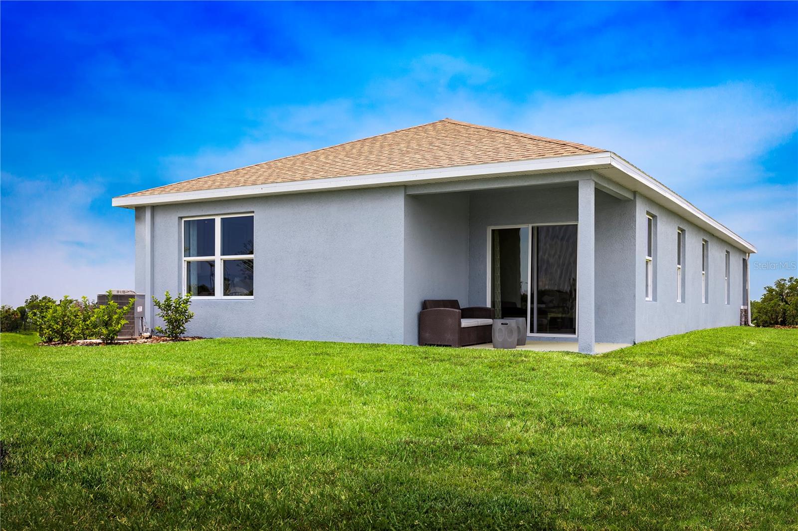 Listing Image #11