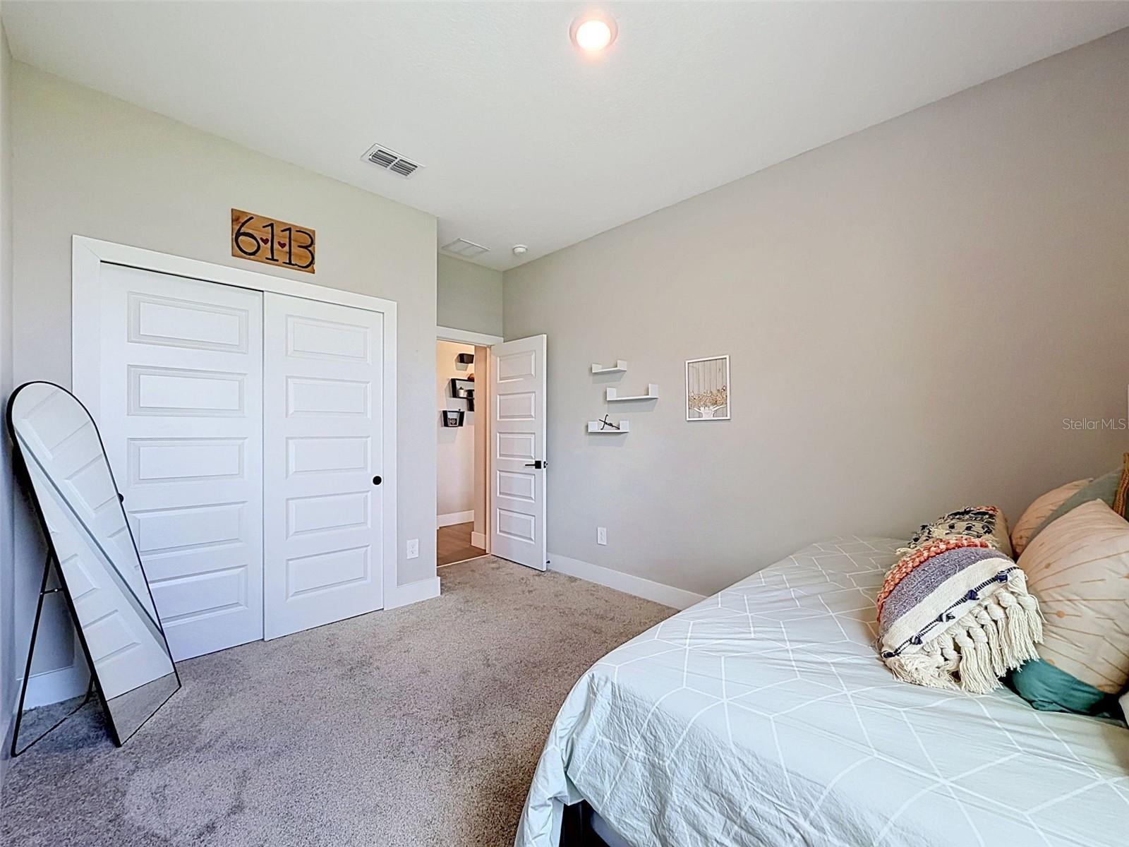 Listing Image #33